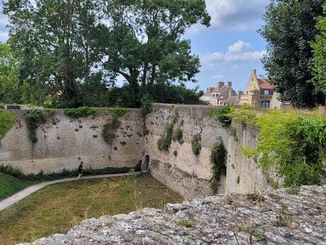 Visite Bergues, entre ville et remparts