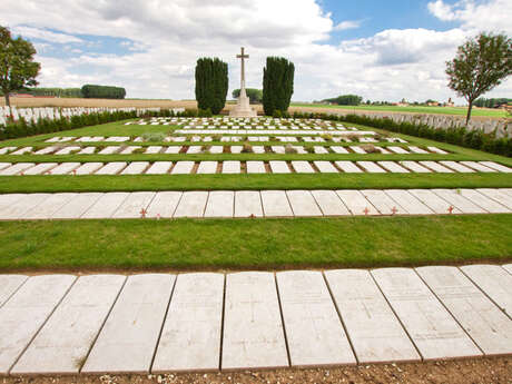 Cimetière militaire britannique de la route du moulin