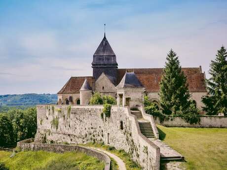 Visite audioguidée à Coucy-le-Château : "Enguerrand et la traversée du temps"