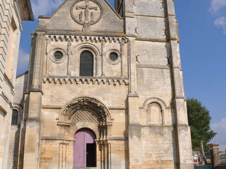 Église Abbatiale de Berteaucourt les Dames