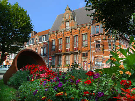 Balade Patrimoine : Bailleul un modèle de reconstruction régionaliste au Musée Benoît-De-Puydt