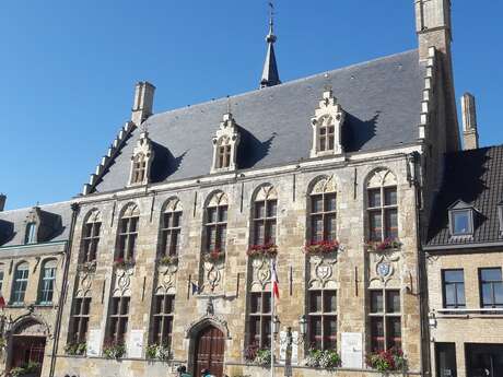 Hôtel de Ville et Musée Municipal d'Hondschoote