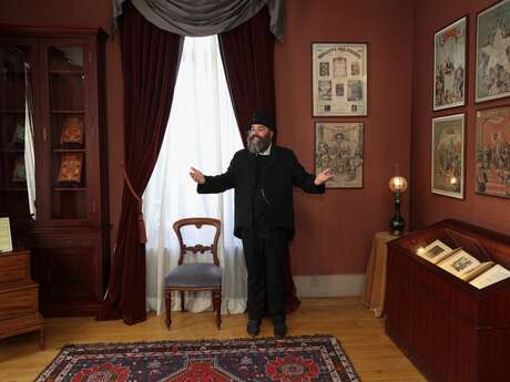 Visite guidée commentée en anglais : Maison de Jules Verne