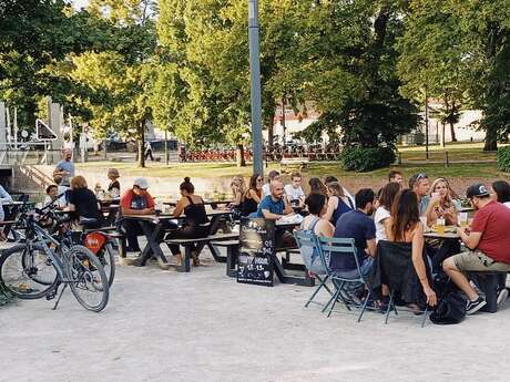 QUARTIER LIBRE