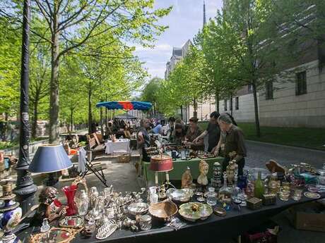 Les Puces Amiénoises - jardin Dufau : le rendez-vous de la brocante professionnelle
