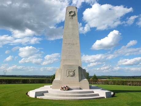 Mémorial Néo-Zélandais et Cimetière Caterpillar Valley