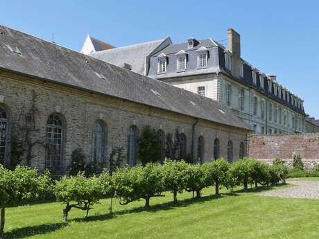 "Silence ça pousse" : Visite guidée des jardins de l'Abbaye de Saint-Riquier