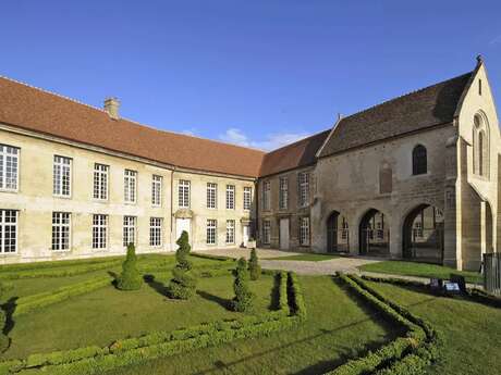 Exposition: « Entre ciels et toiles. Peindre les nuages depuis le XVIe siècle » au musée d’Art et d’Archéologie de Senlis