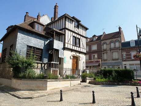 Escape game : Vol au musée Jean Calvin !