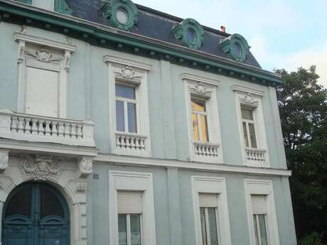 La Maison Bleue