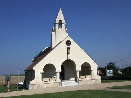 Chapelle-Mémorial du Chemin des Dames, Nécropole nationale française et Cimetière militaire allemand