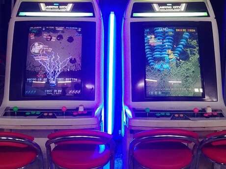 Bornes d'arcades en accès libre