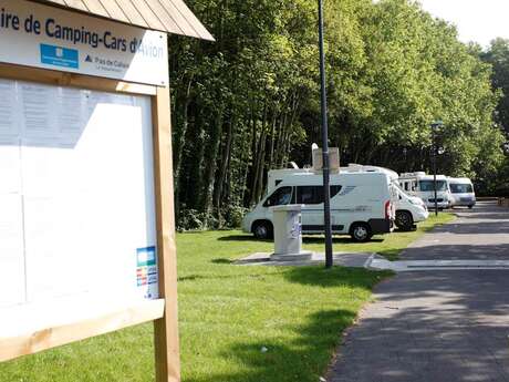 Aire de camping-cars d'Avion