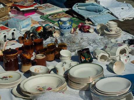 Brocante à Laon (Boulodrome)