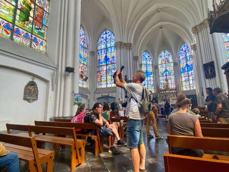 "Les dimanches de Bouvines" - Visite guidée de l'église Saint-Pierre et des vitraux