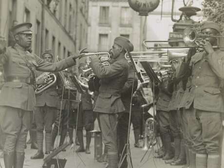 Conférence «Jazz et guerres mondiales, des Harlem Hellfighters
aux Victory Discs» par Didier Boudet