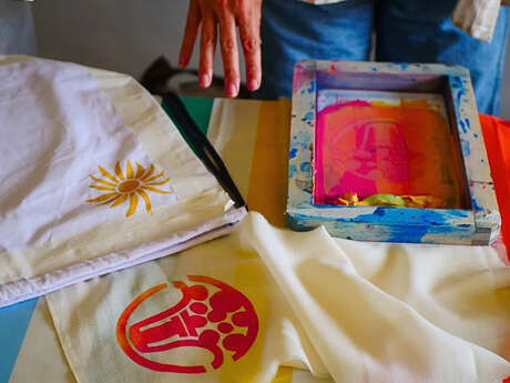 « Upcycling et impression textile aux motifs d’Hélène Henry »
