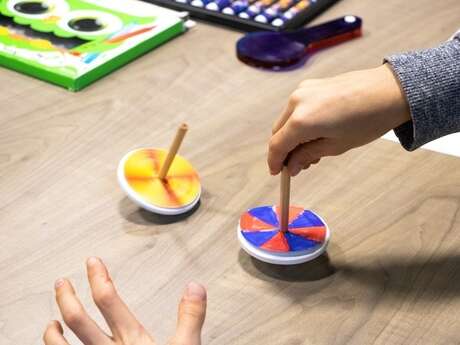 Les petits labos du Musée d'histoire naturelle - Joue avec les couleurs