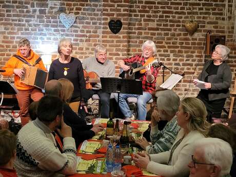 Diner spectacle de la Saint-Valentin à Estreux
