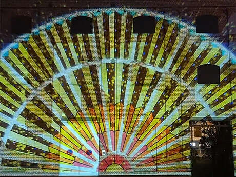 Visite guidée des projections des Nuits des Arts Lumineux