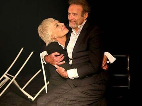 Théâtre : LES CHAISES