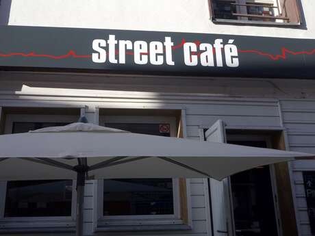 Street Café