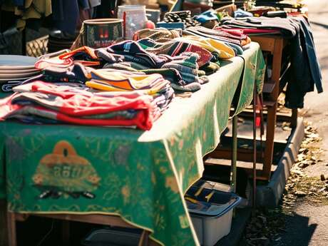 Brocante de Villeneuve-Saint-Germain