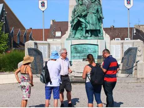 Visite de la ville par monsieur alain evrard