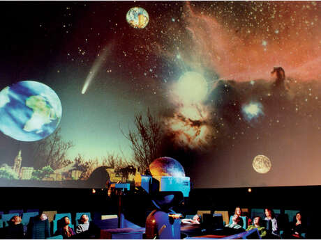 Le Planétarium itinérant à Wattrelos