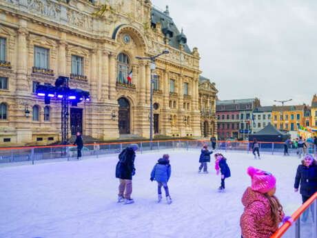 Patinoire de Noël 2025