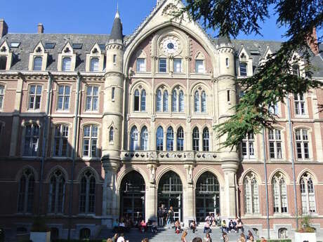Histoire et architecture de l’Université Catholique de Lille