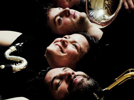 Saxback