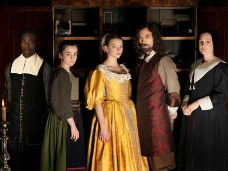 Projection - Extrait de la série "The Miniaturist"