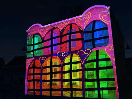 Video Mapping Festival #8 - PÉRONNE-EN-MÉLANTOIS – Mairie – 19 septembre