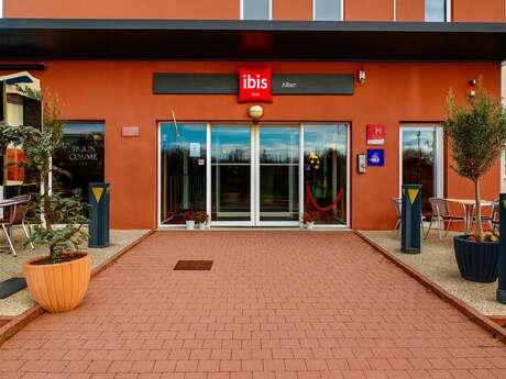 Hôtel Ibis Albert - Pays de la Somme | Restaurant Le Béluga