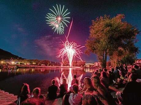 Fête nationale / commémoration et feu d'artifice du 14 juillet