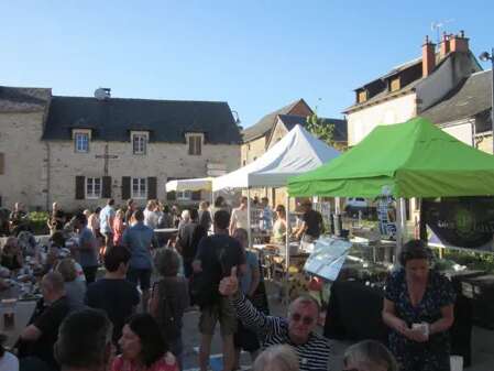 Marché gourmand nocturne