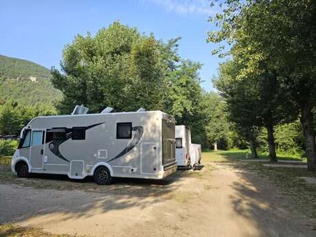 Aire de Services Camping-Car Park Mostuejouls Gorges du Tarn