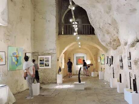 Exposition église troglodytique de Peyre