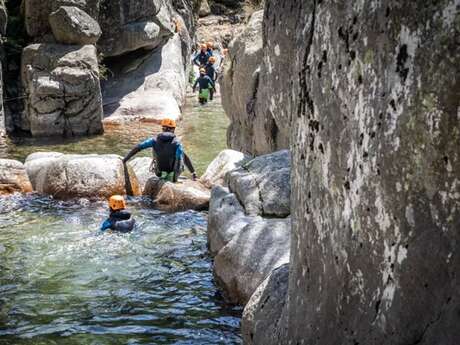 Roc et Canyon - Canyoning avec ou sans cordes