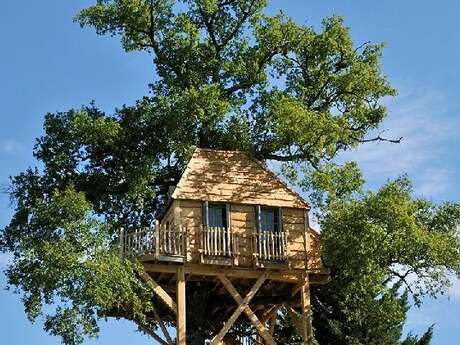 Le Château de Labro et sa Cabane Perchée