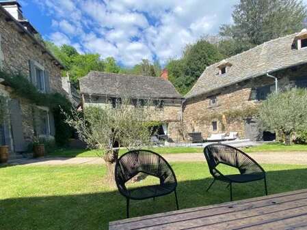 Corps de ferme Aveyron Nord