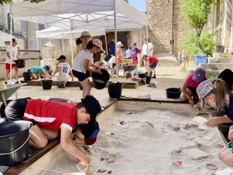 Atelier enfants - Initiation à la fouille archéologique