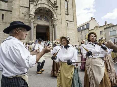 Festivités de la Sainte-Anne, patronne des gantiers et des mégissiers