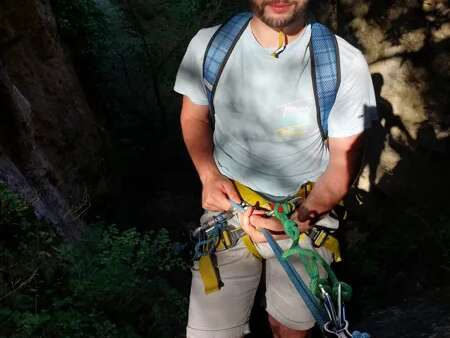 Escal'Adventure - Canyon Sec - Descente en rappel