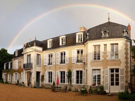 Dégustation de vins aux châteaux avec un jeune vigneron