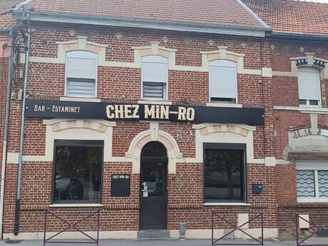 "Chez Min-Ro"