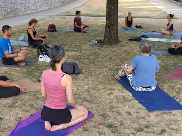 Yoga à l’évêché