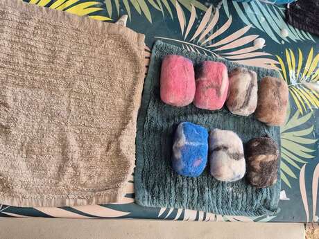 Visite + Atelier créatif Fabrique ton savon feutré à la laine des lamas