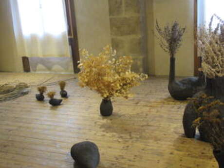 Exposition artistique à la vieille halle